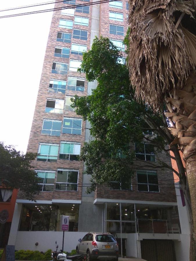 Beautiful & Comfortable Apartment In Laureles Medellin Bagian luar foto