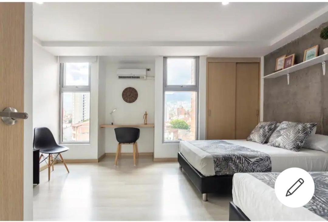 Beautiful & Comfortable Apartment In Laureles Medellin Bagian luar foto
